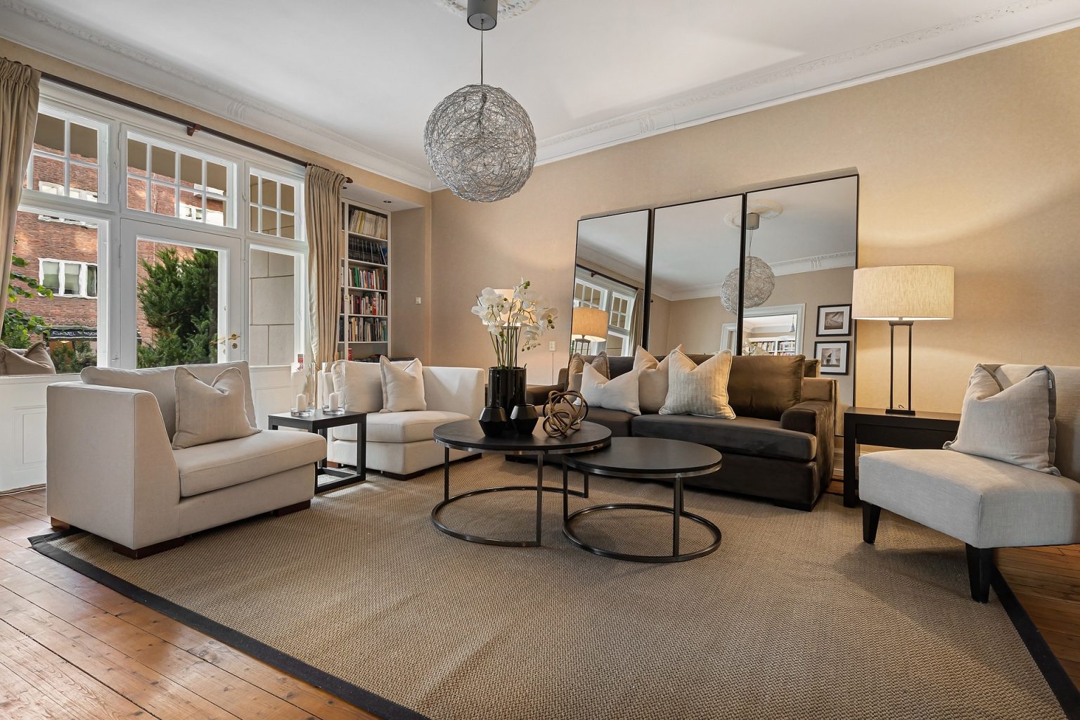 Modernes Wohnzimmer einrichten: 15 elegante Tipps – Art By Ariana