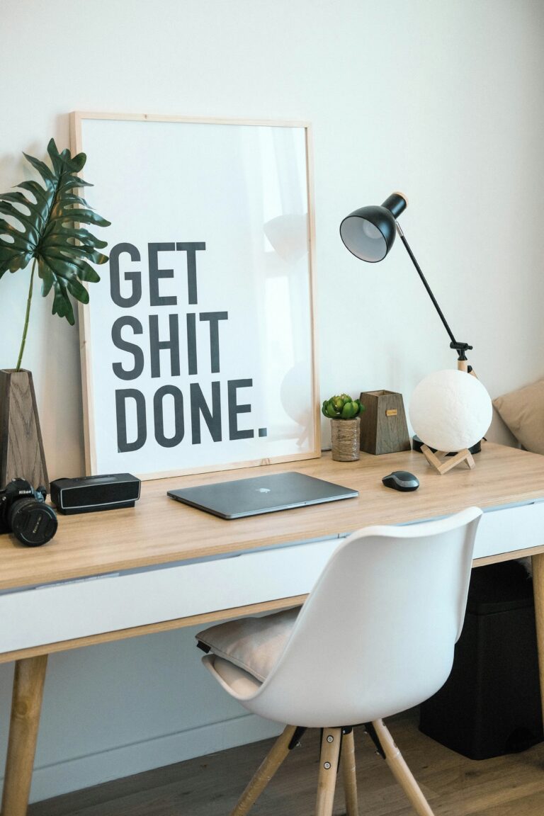 Schreibtisch Organisation leicht gemacht: 10 hilfreiche Ideen